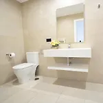 Precioso Con Piscina En 公寓