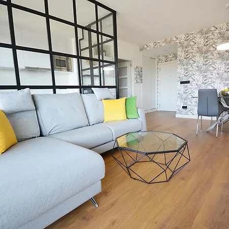 Precioso Con Piscina En Appartement *